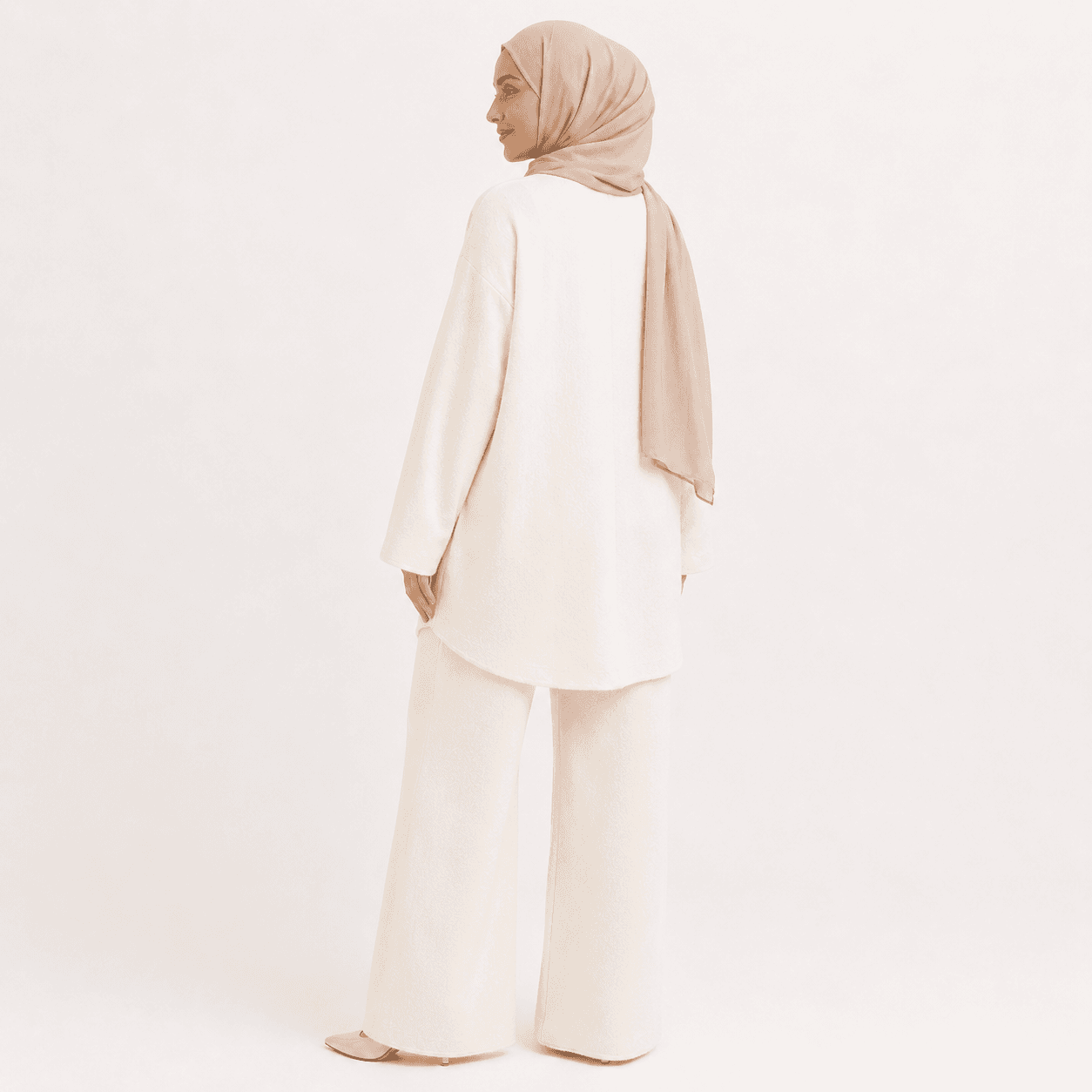 Soft Aura Modest Set